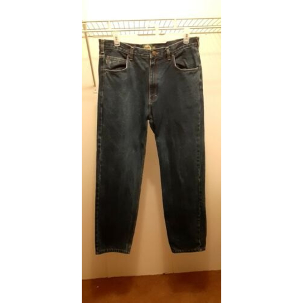 MENS CABELAS OUTDOOR HIKING JEANS, STRAIGHT LEG, SIZE 38 X 32.